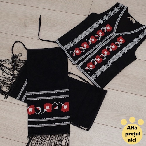 Ie traditionala ieftina pentru fete si baieti vesta si fota traditionala neagra cu model rosu brodat