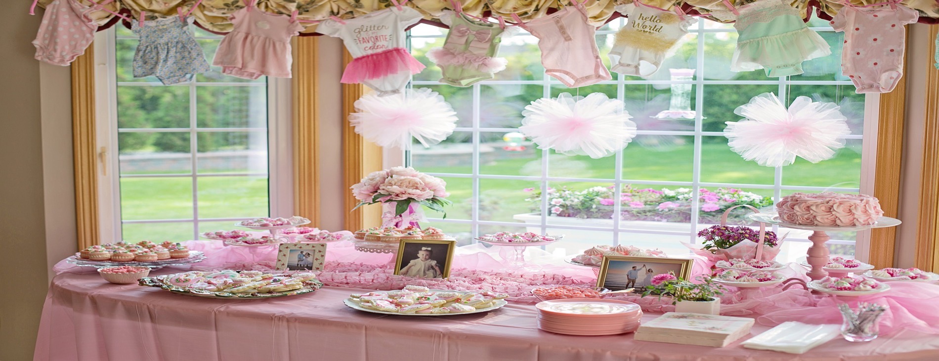 idei pentru baby shower cadouri si organizare feature image